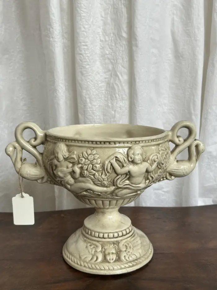 Capodimonte keramikinis vazonas ant kojos